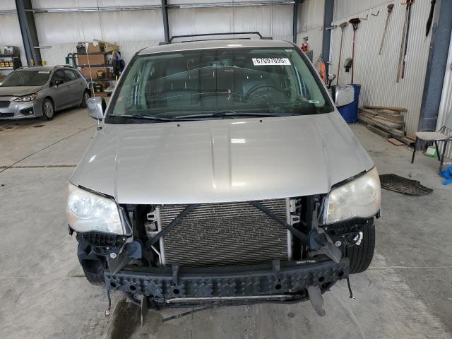 2A4RR8DG9BR676162 - 2011 CHRYSLER TOWN & COU TOURING L SILVER photo 5