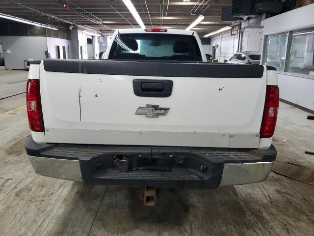 1GCHK24K67E599620 - 2007 CHEVROLET SILVERADO K2500 HEAVY DUTY WHITE photo 6