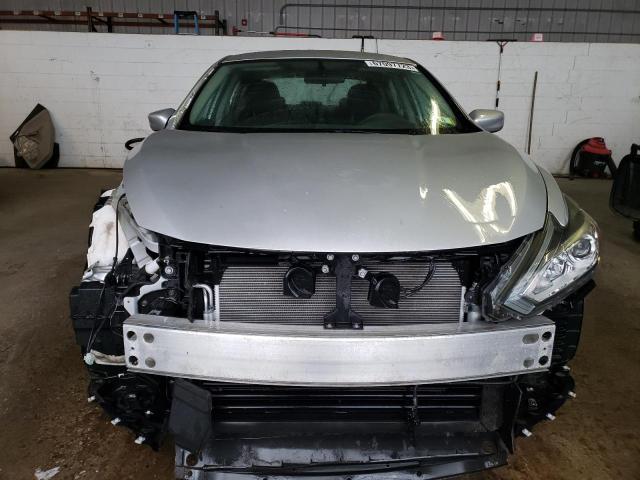 1N4AL3AP6HN348592 - 2017 NISSAN ALTIMA 2.5 SILVER photo 5