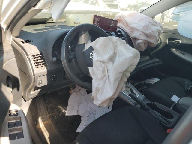 5YFBU4EE7CP043673 - 2012 TOYOTA COROLLA BASE WHITE photo 8