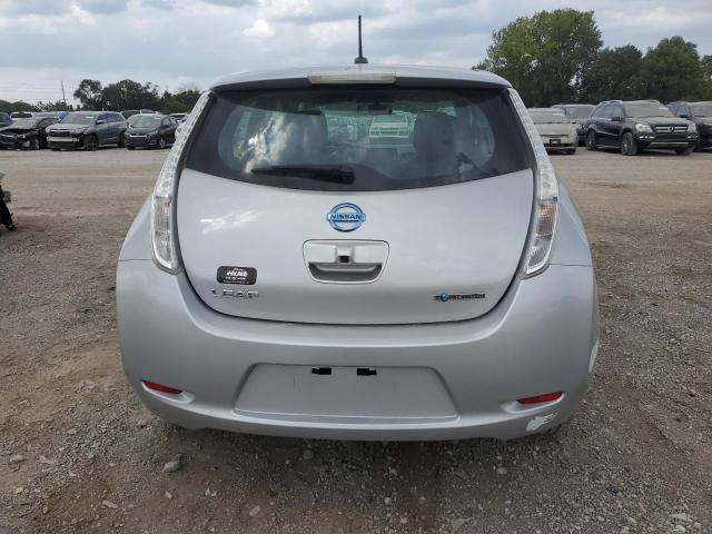 1N4AZ0CP9FC315895 - 2015 NISSAN LEAF S SILVER photo 6