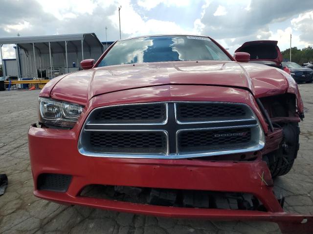 2C3CDXBG8DH554476 - 2013 DODGE CHARGER SE RED photo 5