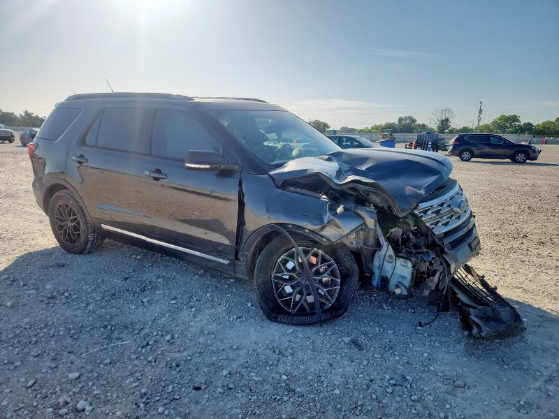 1FM5K7D84KGA40466 - 2019 FORD EXPLORER XLT 灰色 照片 4