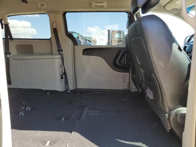 2C4RC1BG2FR715150 - 2015 CHRYSLER TOWN & COU TOURING GRAY photo 11