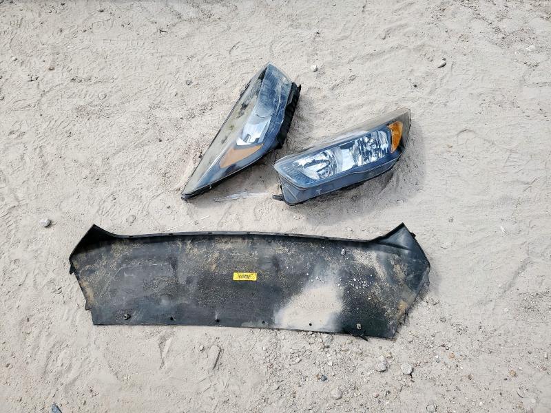 1FMCU0F72KUA40948 - 2019 FORD ESCAPE S BLACK photo 13