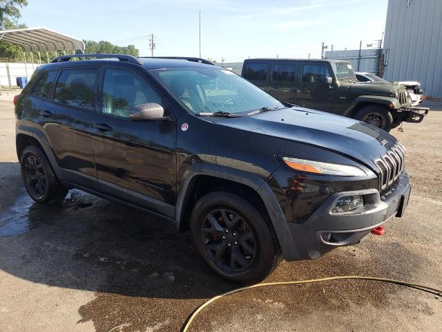 1C4PJMBB0GW262156 - 2016 JEEP CHEROKEE TRAILHAWK BLACK photo 4