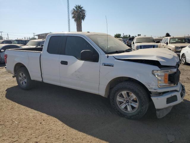 1FTEX1CP3JKE66964 - 2018 FORD F150 SUPER CAB WHITE photo 4