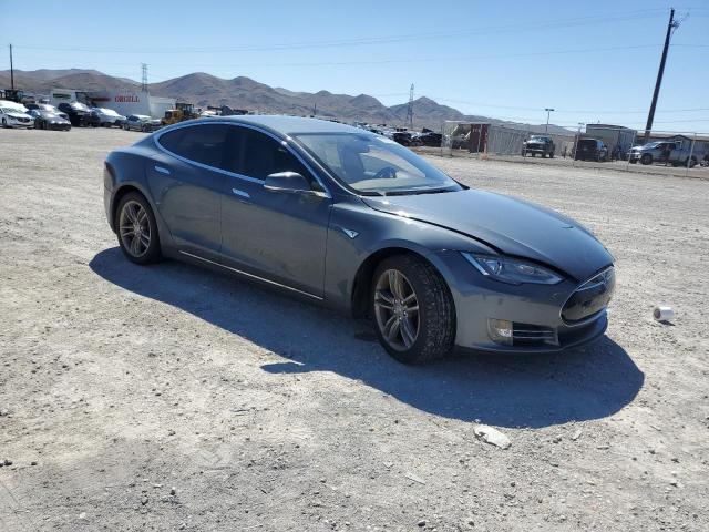 5YJSA1CG6DFP21001 - 2013 TESLA MODEL S Սև լուսանկար 4