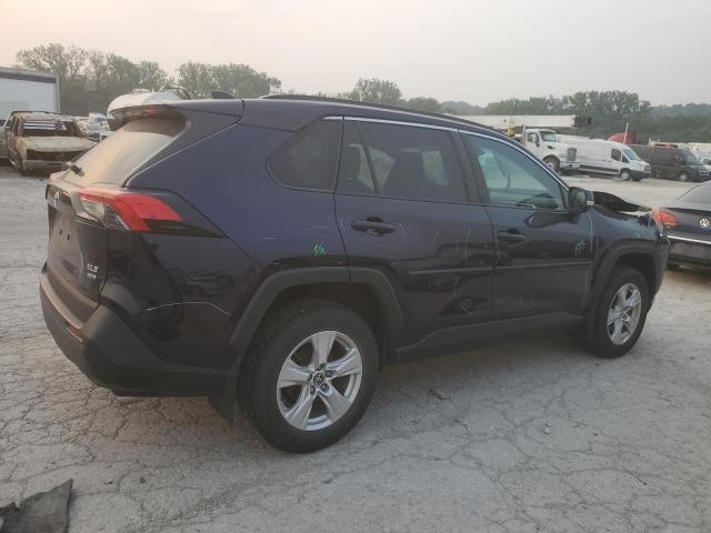 2T3P1RFV1MW187933 - 2021 TOYOTA RAV4 XLE BLUE photo 3