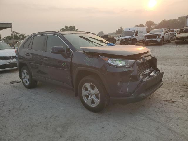 2T3P1RFV1MW187933 - 2021 TOYOTA RAV4 XLE BLUE photo 4