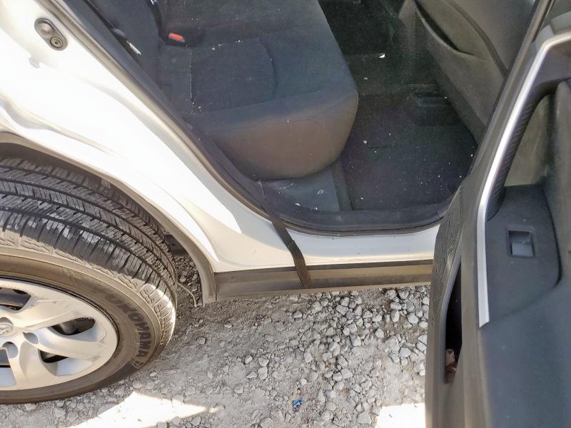 2T3H1RFV2MC090438 - 2021 TOYOTA RAV4 LE Ақ фото 11