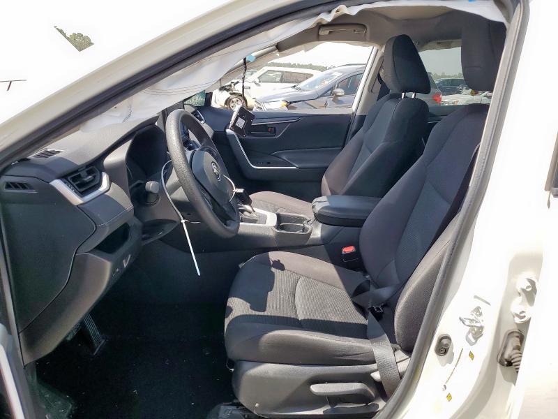 2T3H1RFV2MC090438 - 2021 TOYOTA RAV4 LE Ақ фото 7