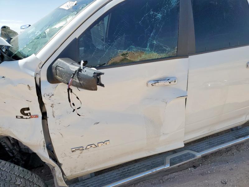 3C6UR5KL9RG355390 - 2024 RAM 2500 LARAMIE Սպիտակ լուսանկար 7