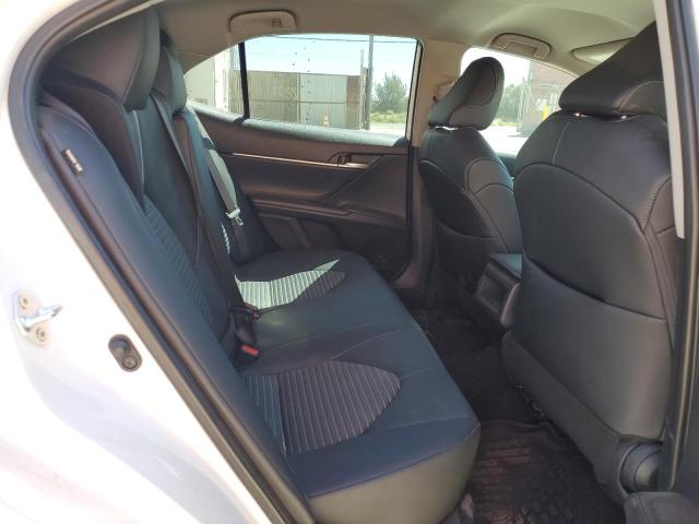 4T1T11AK0PU828743 - 2023 TOYOTA CAMRY SE NIGHT SHADE WHITE photo 10