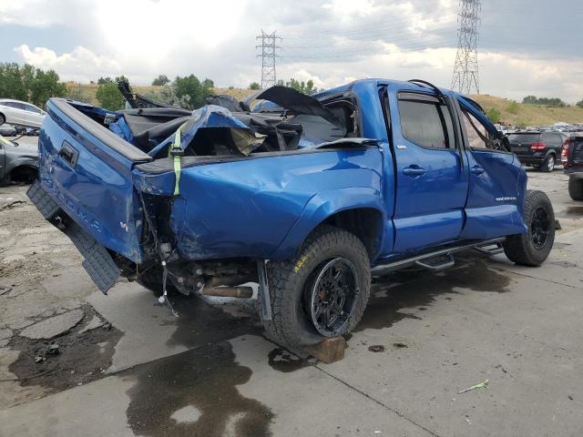 3TMCZ5AN3JM172158 - 2018 TOYOTA TACOMA DOUBLE CAB BLUE photo 3