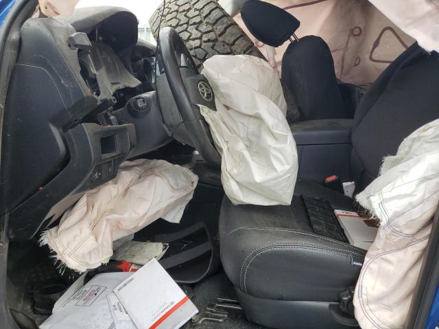 3TMCZ5AN3JM172158 - 2018 TOYOTA TACOMA DOUBLE CAB BLUE photo 7