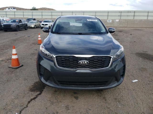 5XYPG4A52LG630919 - 2020 KIA SORENTO S GRAY photo 5