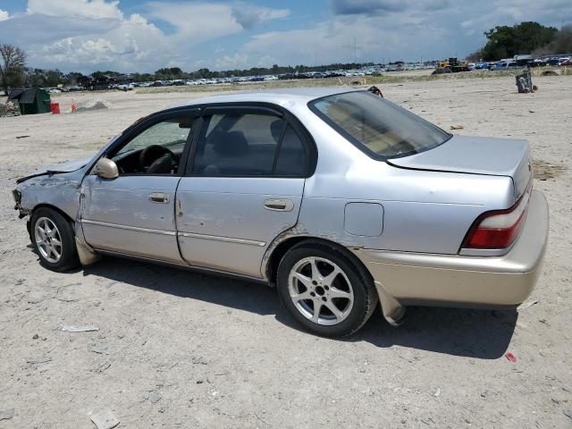 1NXBB02EXVZ639266 - 1997 TOYOTA COROLLA DX SILVER photo 2