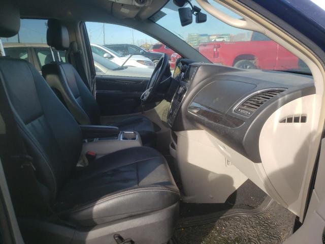 2C4RC1CG7DR796822 - 2013 CHRYSLER TOWN & COU TOURING L BLUE photo 5