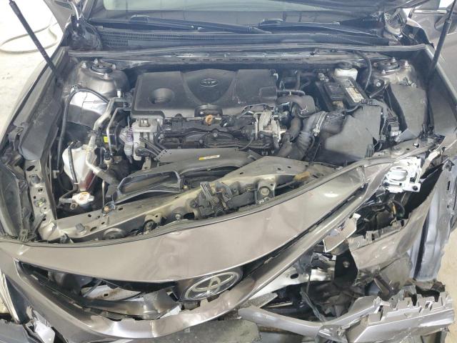 4T1B11HK6JU568518 - 2018 TOYOTA CAMRY L GRAY photo 11