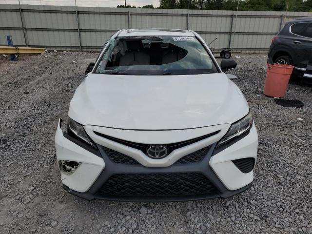 4T1B11HK0KU238486 - 2019 TOYOTA CAMRY L 白色 照片 5