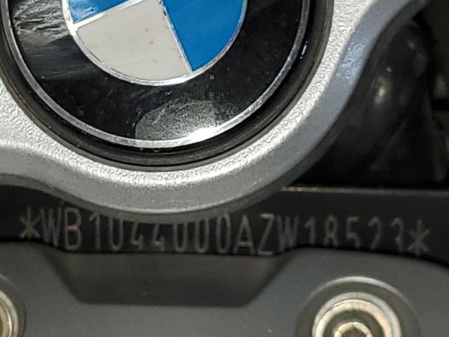 WB1044000AZW18523 - 2010 BMW R1200 RT GRAY photo 10