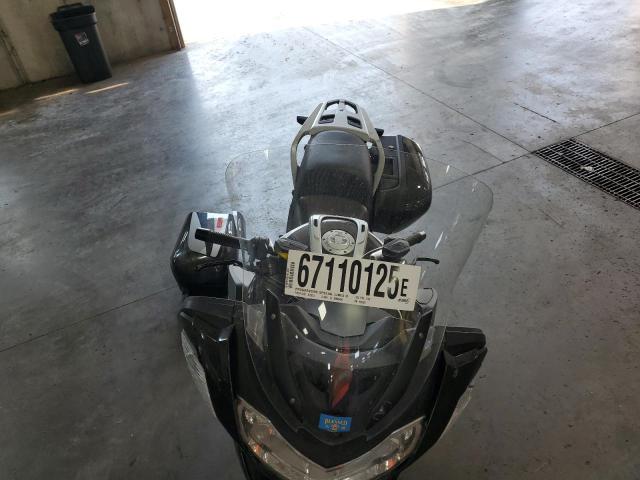 WB1044000AZW18523 - 2010 BMW R1200 RT GRAY photo 5
