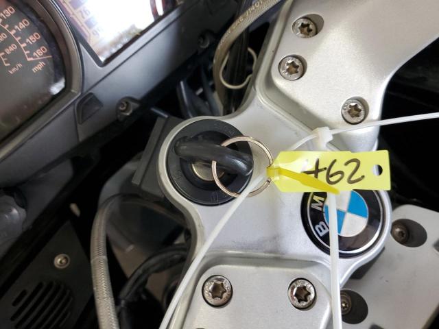 WB1044000AZW18523 - 2010 BMW R1200 RT GRAY photo 8