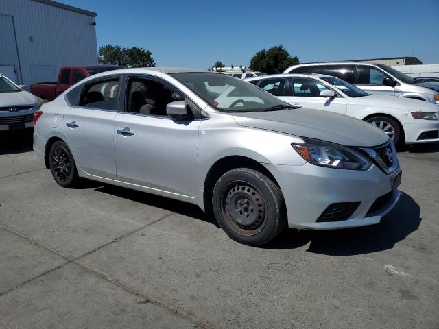 3N1AB7AP9KY234684 - 2019 NISS SENTRA S SILVER photo 4