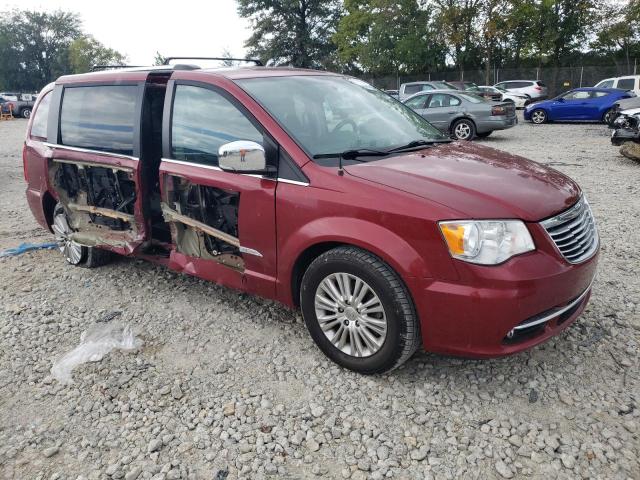 2C4RC1JG4GR112347 - 2016 CHRYSLER TOWN & COU LIMITED RED photo 4