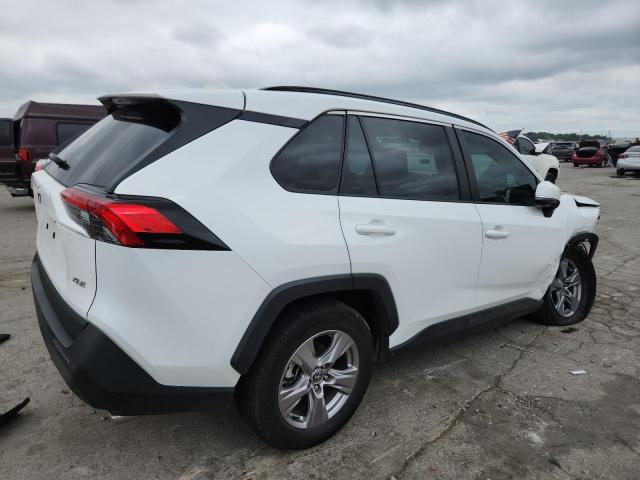 2T3W1RFVXNW194621 - 2022 TOYOTA RAV4 XLE WHITE photo 3