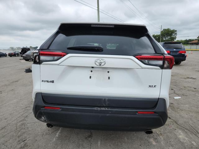 2T3W1RFVXNW194621 - 2022 TOYOTA RAV4 XLE WHITE photo 6