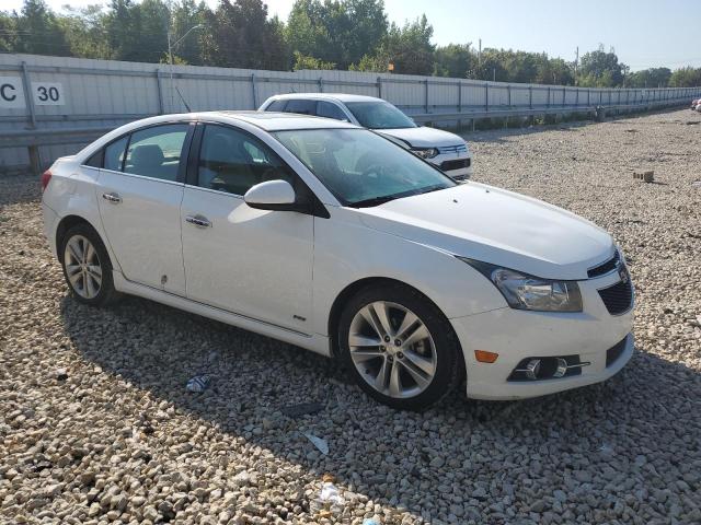 1G1PG5SB9E7221836 - 2014 CHEVROLET CRUZE LTZ WHITE photo 4