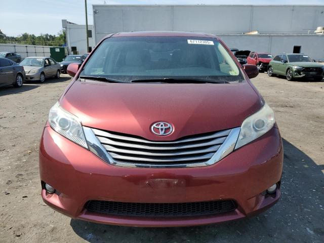 5TDDZ3DC1HS166680 - 2017 TOYOTA SIENNA XLE Bordo foto 5