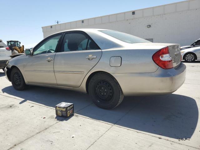 4T1BE32K73U720060 - 2003 TOYOTA CAMRY LE BEIGE photo 2