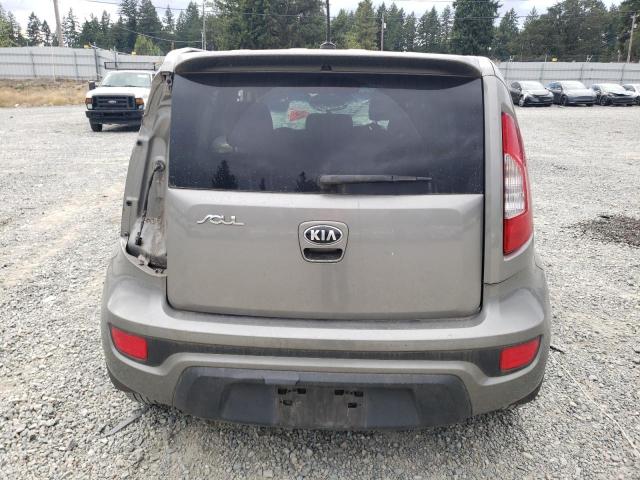 KNDJT2A68D7515724 - 2013 KIA SOUL + GRAY photo 6