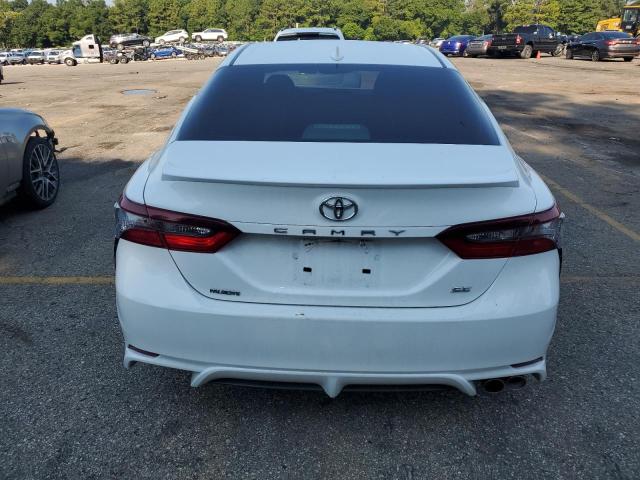 4T1T11AK7PU824205 - 2023 TOYOTA CAMRY SE NIGHT SHADE WHITE photo 6