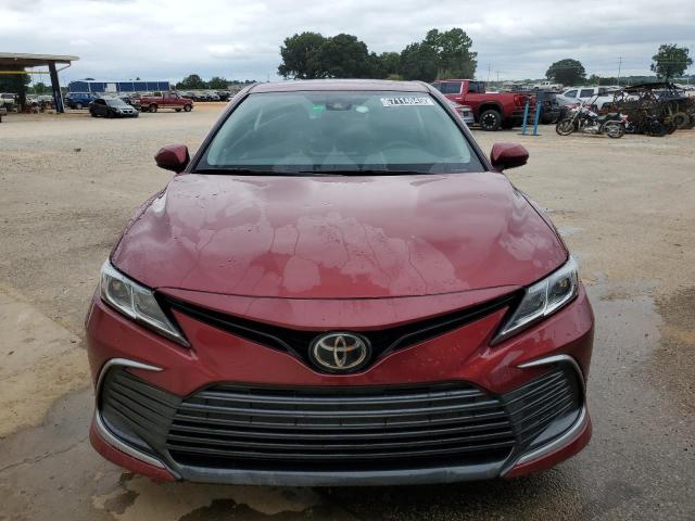 4T1C11AKXMU592579 - 2021 TOYOTA CAMRY LE მუქწითელი ფოტო 5