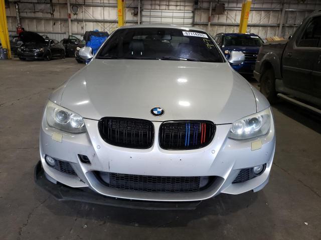 WBAKF9C5XBE619274 - 2011 BMW 335 XI SILVER photo 5