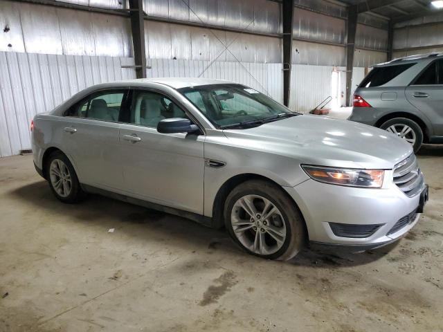 1FAHP2D82FG157173 - 2015 FORD TAURUS SE SILVER photo 4