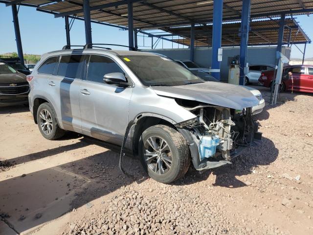 5TDJKRFH7GS348398 - 2016 TOYOTA HIGHLANDER XLE 银色 照片 4