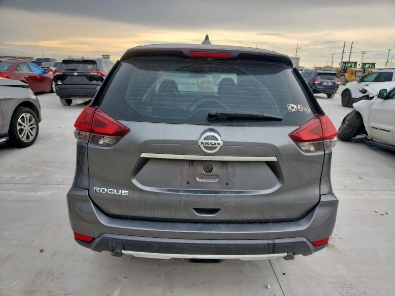 5N1AT2MT5JC759251 - 2018 NISSAN ROGUE S 灰色 照片 6