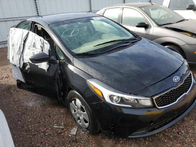 3KPFK4A76JE210182 - 2018 KIA FORTE LX BLACK photo 4