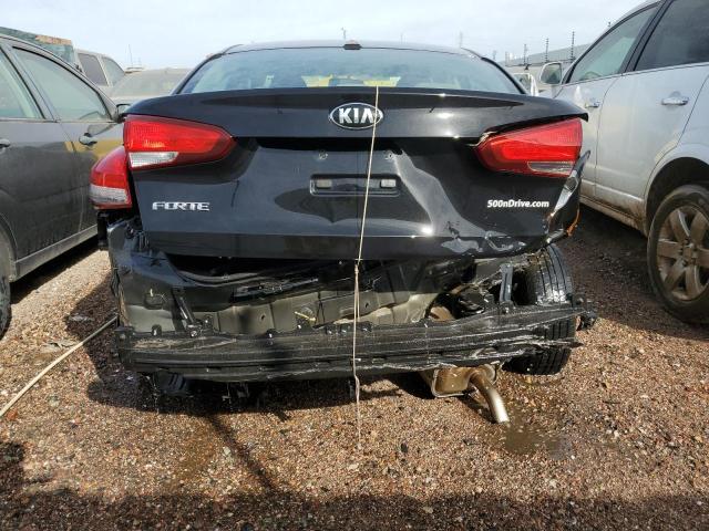 3KPFK4A76JE210182 - 2018 KIA FORTE LX BLACK photo 6