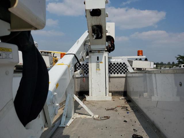 3C7WRNBL0KG616657 - 2019 RAM 5500 白色 照片 10