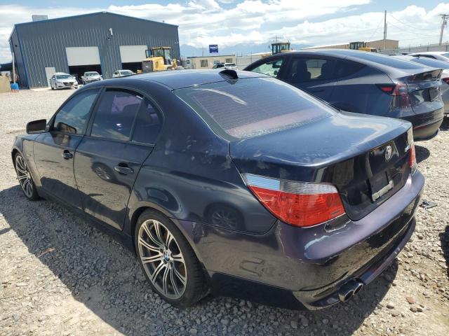 WBANB33515CN67099 - 2005 BMW 545 I BLUE photo 2