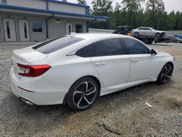 1HGCV1F39JA159330 - 2018 HONDA ACCORD SPORT WHITE photo 3