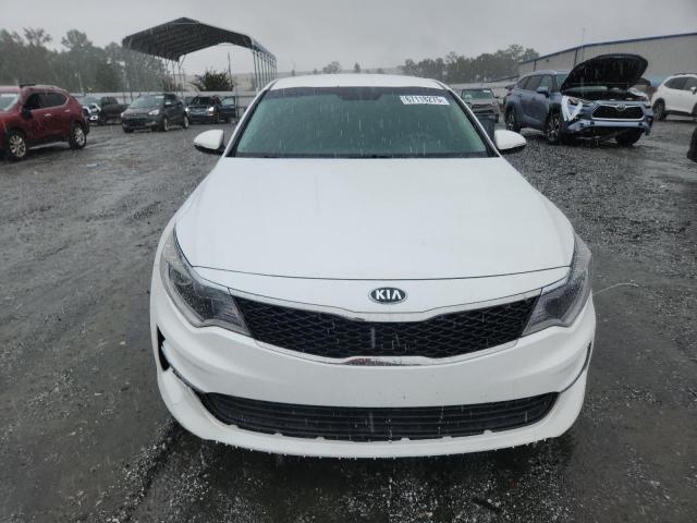 5XXGT4L34JG254717 - 2018 KIA OPTIMA LX WHITE photo 5