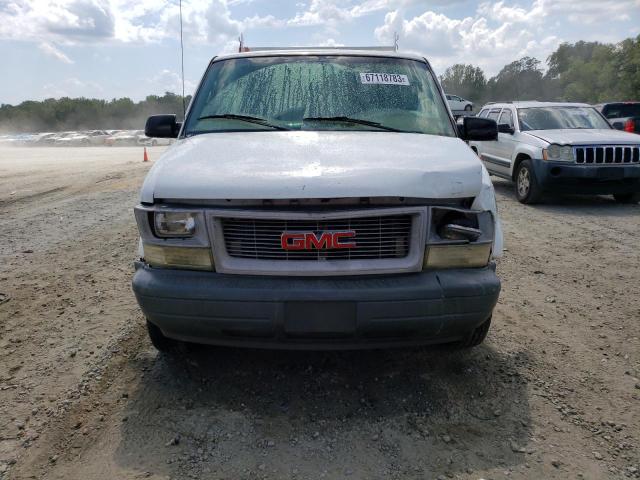 1GTDM19X02B508343 - 2002 GMC SAFARI XT WHITE photo 5