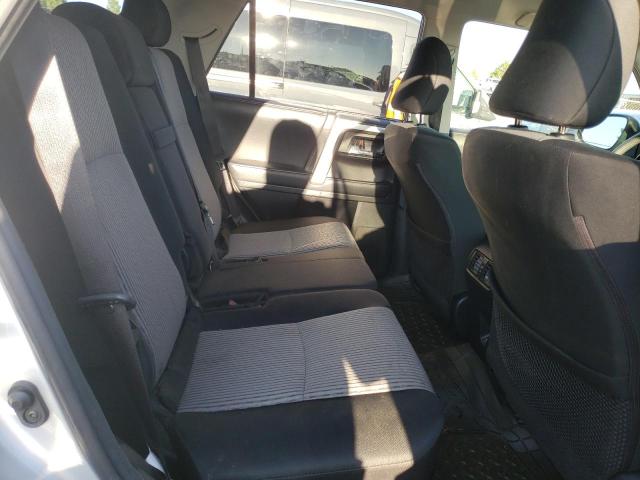 JTEMU5JR1M5842530 - 2021 TOYOTA 4RUNNER SR5/SR5 PREMIUM 银色 照片 11